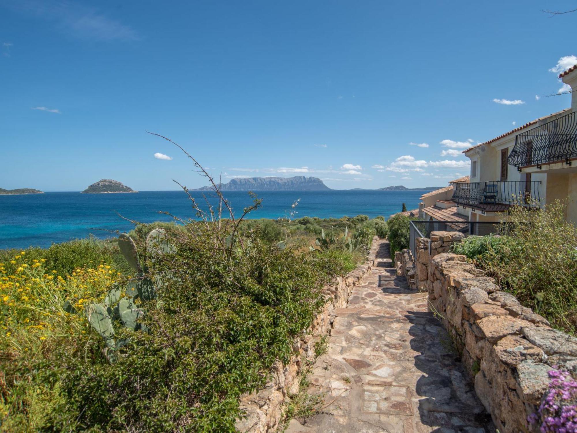 Apartment Giuly By Interhome Golfo Aranci Eksteriør bilde